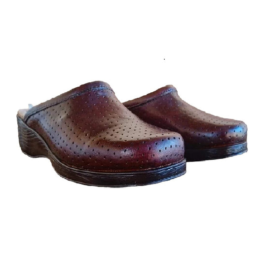 Zueco Cuero Calado Mujer